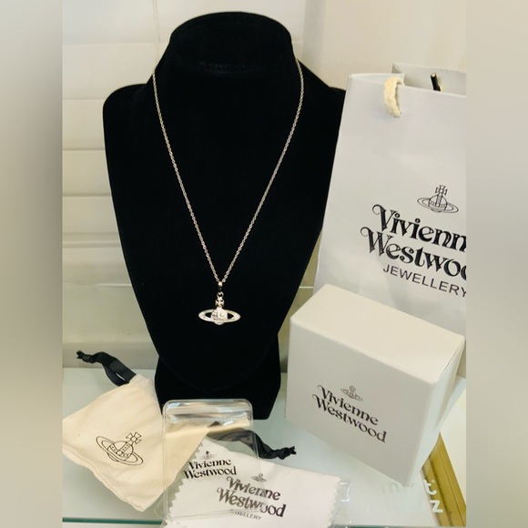 Vivienne Westwood Necklace New “HostPick” - Picture 8 of 10